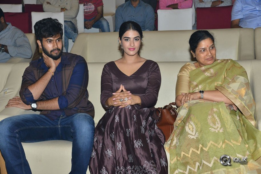 Neevevaro-Movie-Press-Meet-Photos